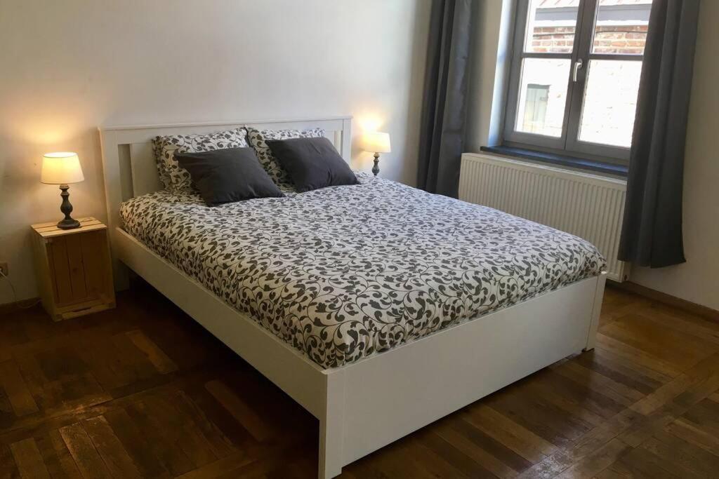 En Plein Coeur De Bruxelles. Superbe Duplex.A Voir! ภายนอก รูปภาพ